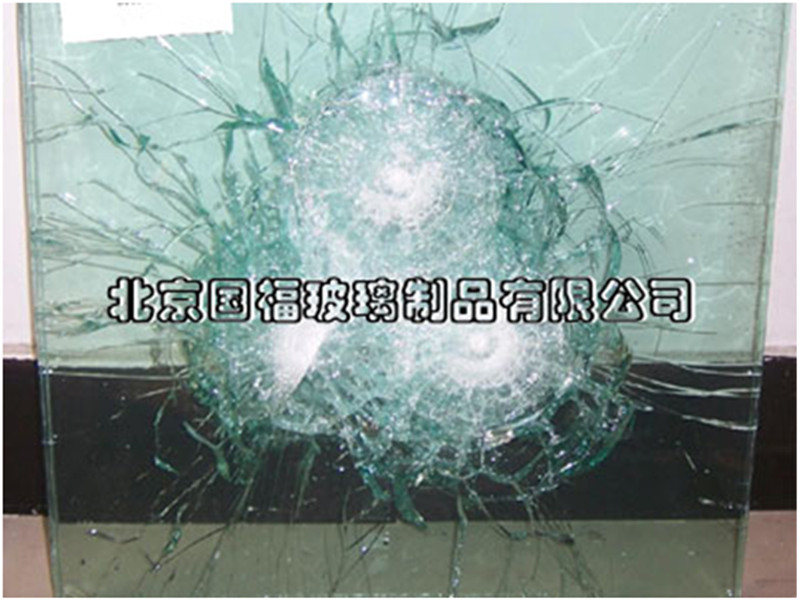 防弹玻璃